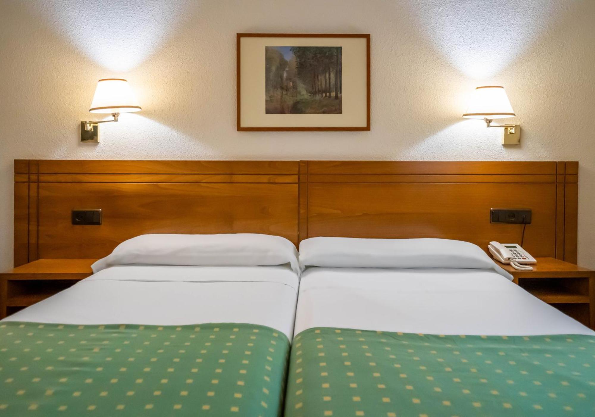 Yit Conquista De Toledo Hotel Buitenkant foto